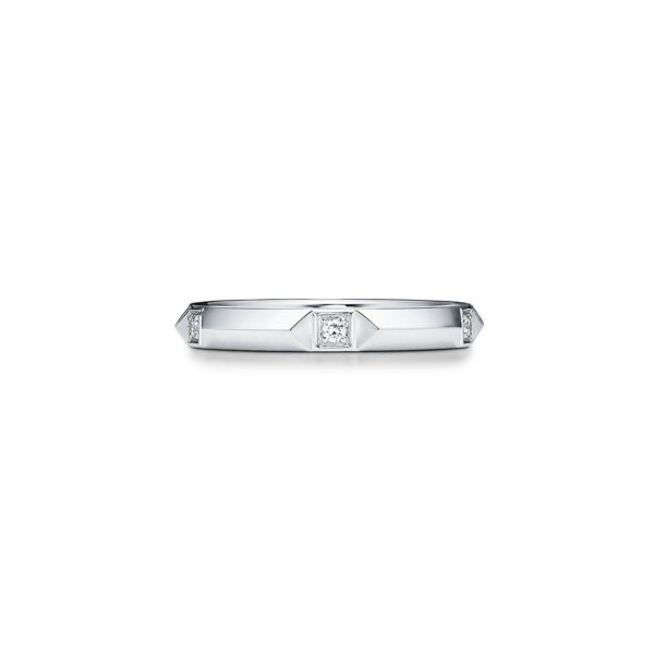 Alliance Tiffany True en platine 950 mil et diamants Largeur: 2,5 mm – Size 8 Tiffany & Co.