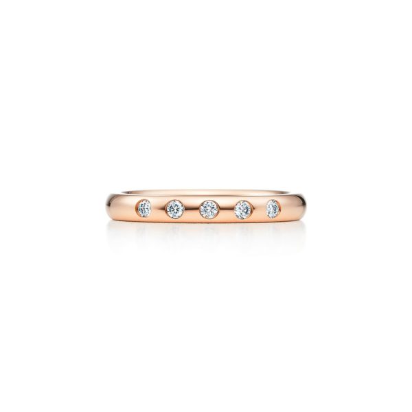 Anneau empilable par Elsa Peretti en or rose 18 carats et diamants – Size 10 1/2 Tiffany & Co.