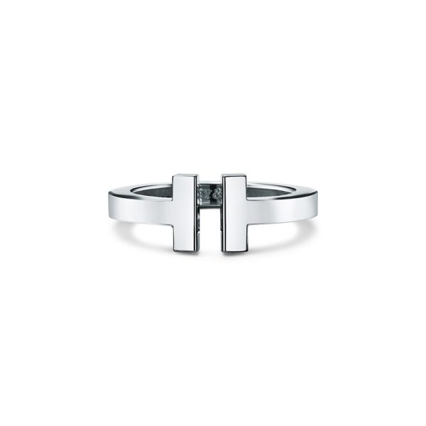 Bague Square Tiffany T en argent 925 millièmes – Size 5 Tiffany & Co.