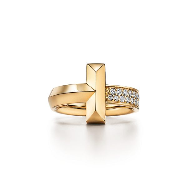 Bague T1 Tiffany T en or jaune 18 carats et diamants Largeur: 4,5 mm – Size 5 Tiffany & Co.