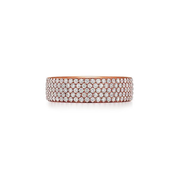 Bague Tiffany Metro en or rose 18 carats pavée de cinq rangées de diamants – Size 3 Tiffany & Co.