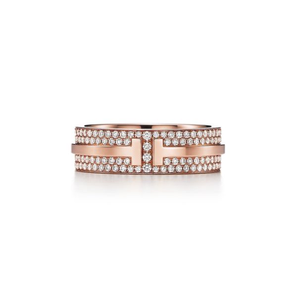 Bague Tiffany T en or rose 18 cts et pavée de diamants Largeur: 5,8 mm – Size 10 1/2 Tiffany & Co.