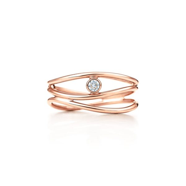 Bague Wave par Elsa Peretti en or rose 18 carats et diamants – Size 6 Tiffany & Co.