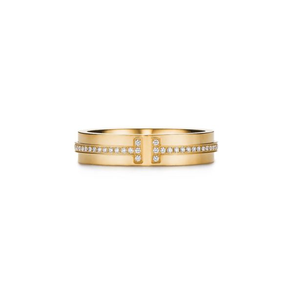 Bague en diamants Tiffany T en or 18 carats Largeur: 4,5 mm – Size 10 1/2 Tiffany & Co.