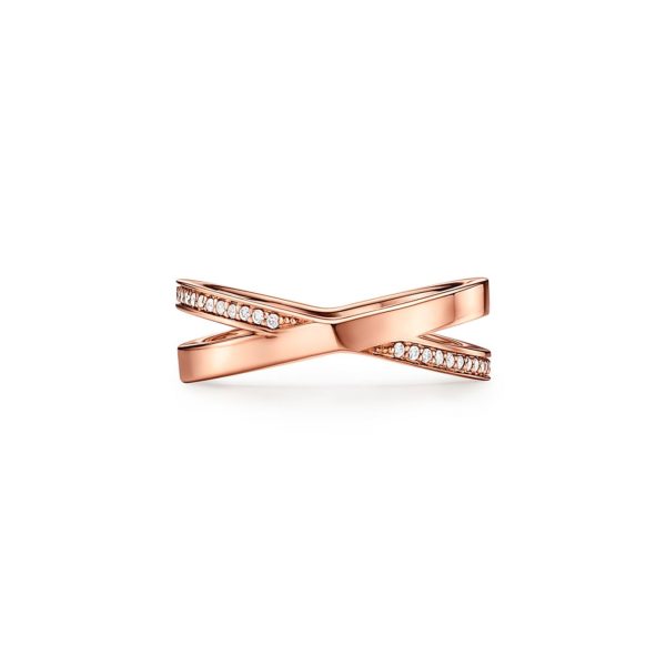 Bague étroite Atlas X en or rose 18 carats et diamants – Size 4 1/2 Tiffany & Co.