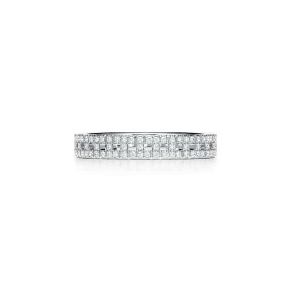 Bague étroite Tiffany T True en or blanc 18 carats pavée de diamants de 3,5 mm – Size 7 1/2 Tiffany & Co.