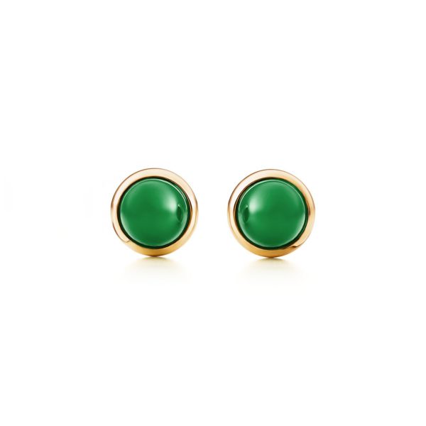 Boucles d’oreilles Cabochons en or et jade vert, par Elsa Peretti. Tiffany & Co.