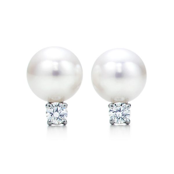 Boucles d’oreilles Tiffany Signature Pearls, or blanc 18 cts, perles, diamants – Size 6.5-7MM Tiffany & Co.
