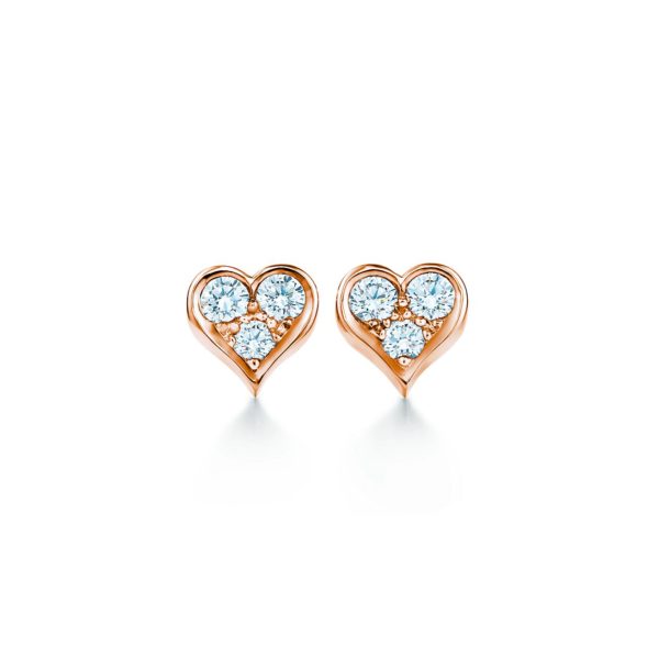 Boucles d’oreilles en or rose 18 carats et diamants, Tiffany Hearts. Tiffany & Co.