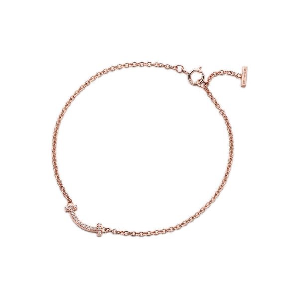 Bracelet Smile Tiffany T en or rose 18 carats et diamants Medium Tiffany & Co.