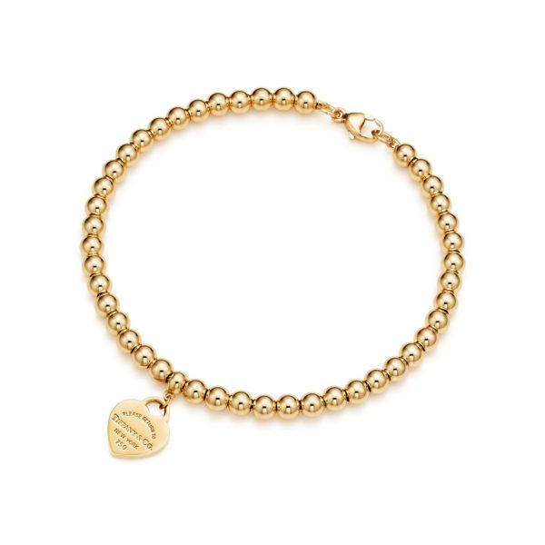 Bracelet de perles Plaque Caur Return to Tiffany en or jaune 18 carats – Size 6.5 in Tiffany & Co.