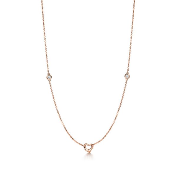 Collier Open Heart par Elsa Peretti en or rose 18 carats et diamants Tiffany & Co.