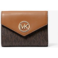 MK Portefeuille enveloppe à trois volets Carmen en cuir de taille moyenne avec logo – MARRON – Michael Kors