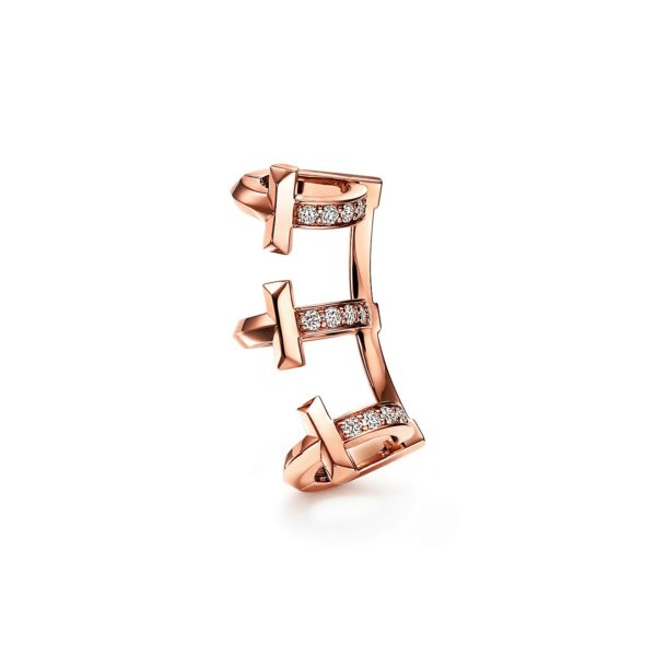 Manchette d’oreille T1 Tiffany T en or rose 18 carats et diamants Tiffany & Co.