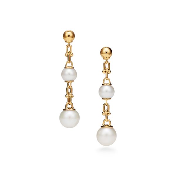 Pendants d’oreilles Tiffany HardWear en or jaune et perles d’eau douce Tiffany & Co.