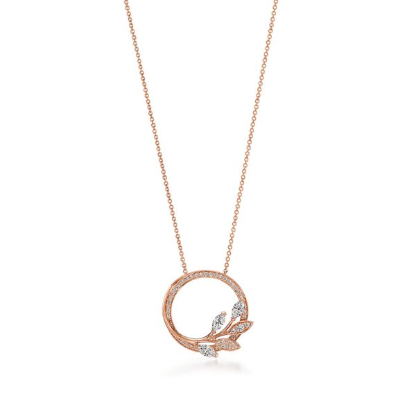 Pendentif Cercle Tiffany Victoria motif vigne en or rose et diamants Large Tiffany & Co.