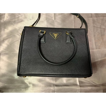 Sac à main Prada  Prada Galleria Crossbody Large Black Leather