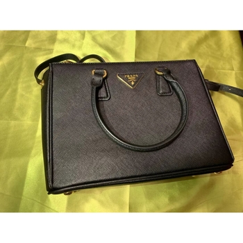 Sac à main Prada  Prada Galleria Crossbody Large Black Leather