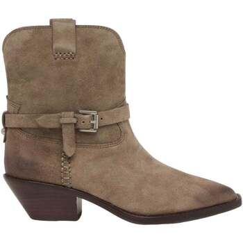 Bottes Ash  –