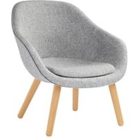 About A Lounge Chair Low AAL 82 – Hallingdal 130 – gris moucheté – vernis à base d’eau – Hay