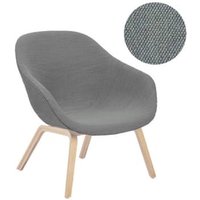 About A Lounge Chair Low AAL 83 – Steelcut Trio 153 – gris clair – chêne savonné – Hay