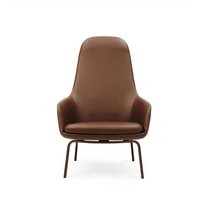 Fauteuil Era dossier haut avec structure en bois – Noix/ Tango cuir 41598 – Normann Copenhagen