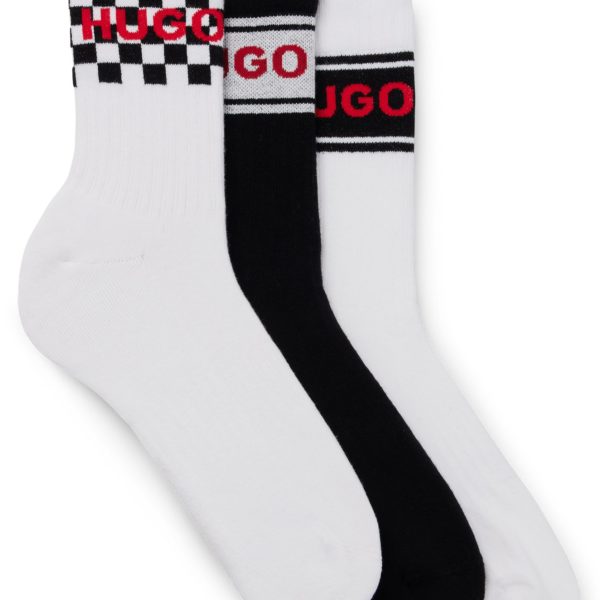 Lot de trois paires de chaussettes courtes à logo en coton mélangé – Hugo Boss