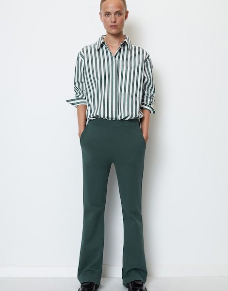 Pantalon en jersey avec ourlet fendu regular – Marc O’Polo