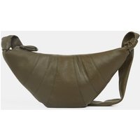 Sac besace Medium Croissant cuir grainé souple – Lemaire