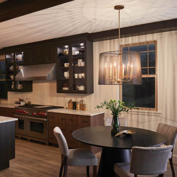 Quintiesse Suspension Linara, noire/laiton, à six lampes Quintiesse