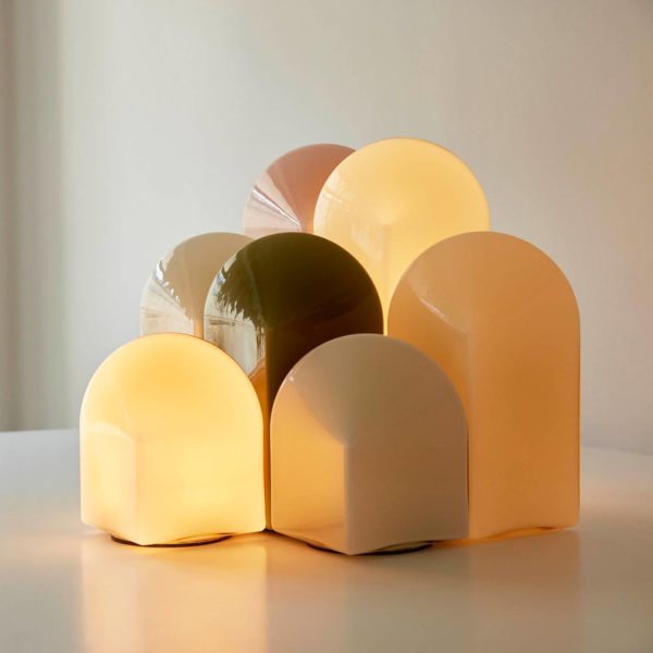 HAY Parade lampe de table LED blanc coquille Hauteur 32 cm Hay