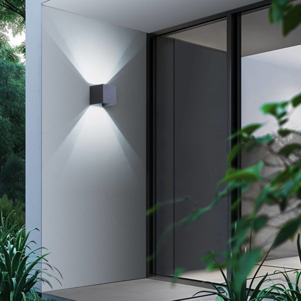 Lindby Smart Applique d’extérieur LED Dara gris angulaire CCT RVB Tuya LINDBY