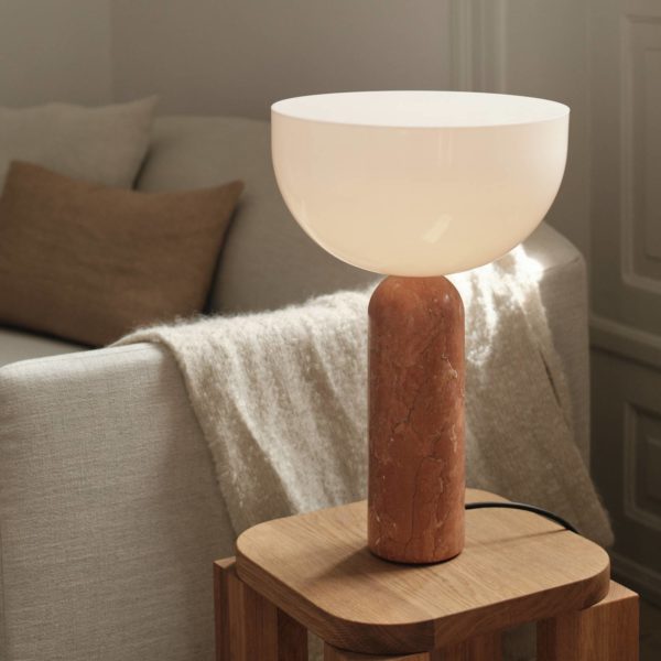 New Works Kizu Large lampe à poser Breccia Pernice New Works