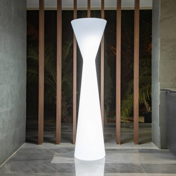 Newgarden Konika lampadaire LED, IP65 blanc Newgarden
