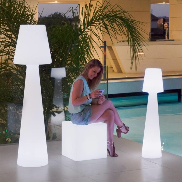 Newgarden Lola 200 lampadaire LED IP65, blanc Newgarden