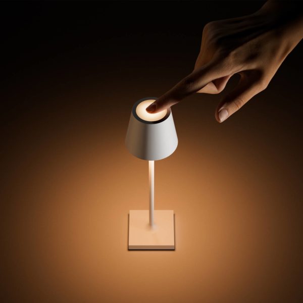 Sigor Lampe de table LED rechargeable Nuindie pocket, vert sauge Sigor