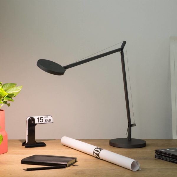 Artemide Demetra Professional lampe à poser grise Artemide