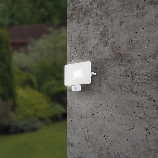 EGLO Spot d’extérieur LED Faedo 3 capteur, blanc, 50 W EGLO