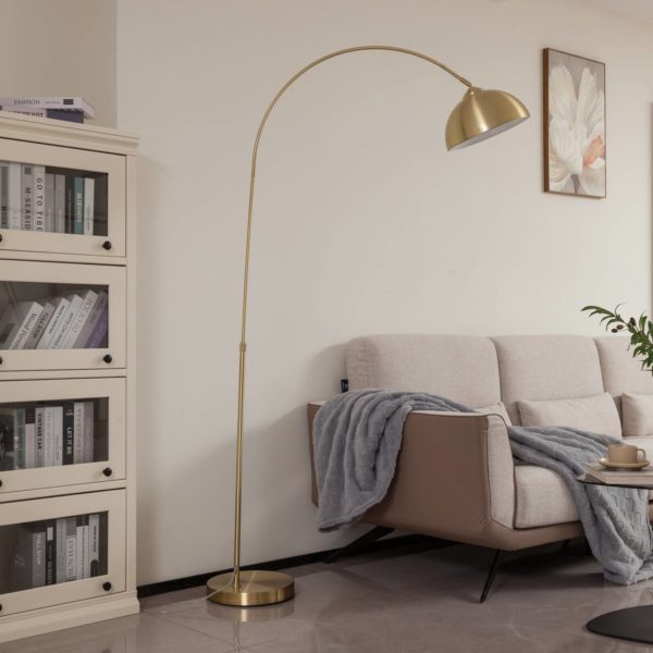 Lindby Lennart lampadaire arqué, laiton mat LINDBY