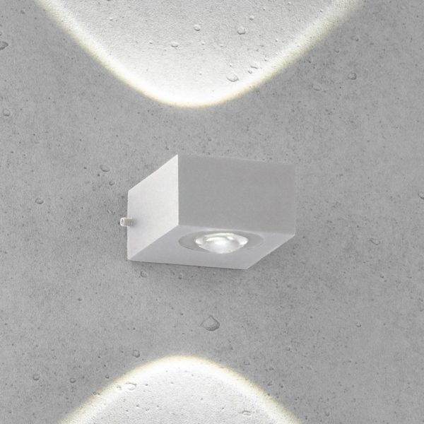 FISCHER & HONSEL Applique d’extérieur LED Helsinki, argentée FISCHER & HONSEL