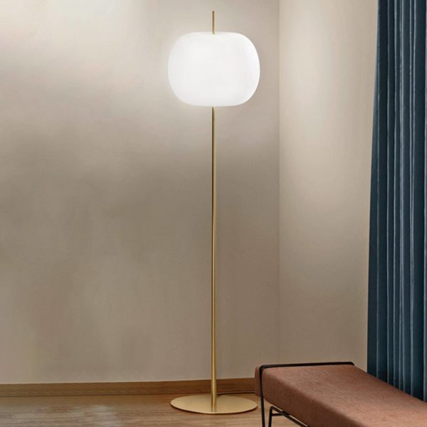 Kundalini Kushi XL lampadaire, laiton Kundalini