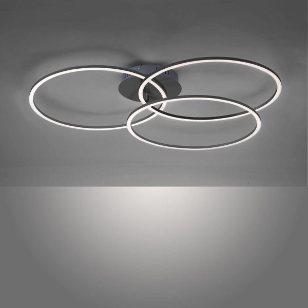 JUST LIGHT. Plafonnier LED Ivanka, trois anneaux, noir JUST LIGHT.