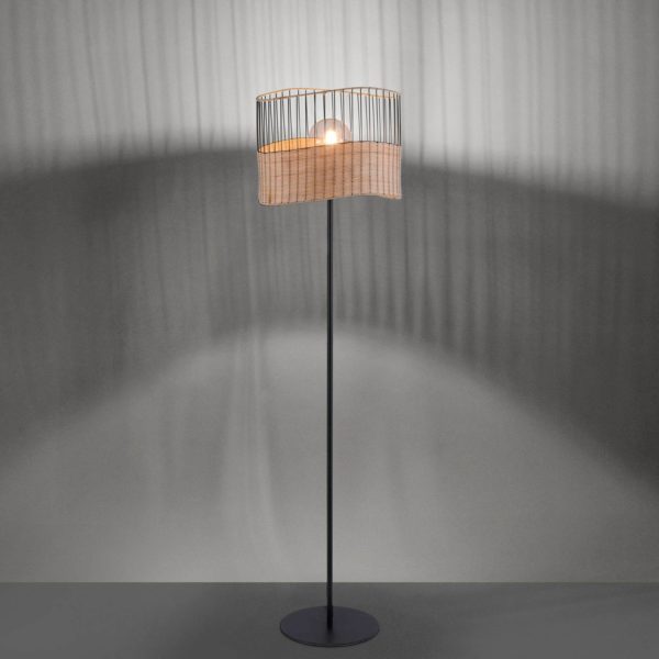 JUST LIGHT. Lampadaire Reed en bois et métal JUST LIGHT.