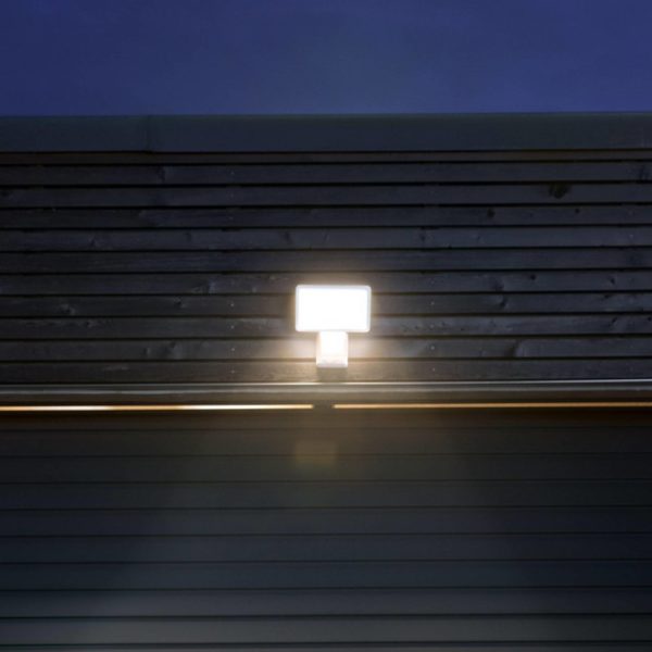 LEDVANCE Endura Pro Flood Sensor spot LED 15W blanc LEDVANCE