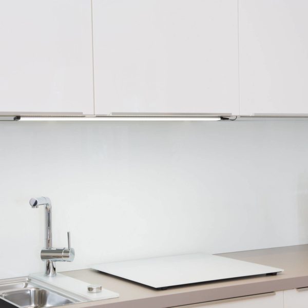 Müller-Licht Lampe pour meubles LED Balic Sensor, 3.000 K, longueur 80 cm Müller-Licht