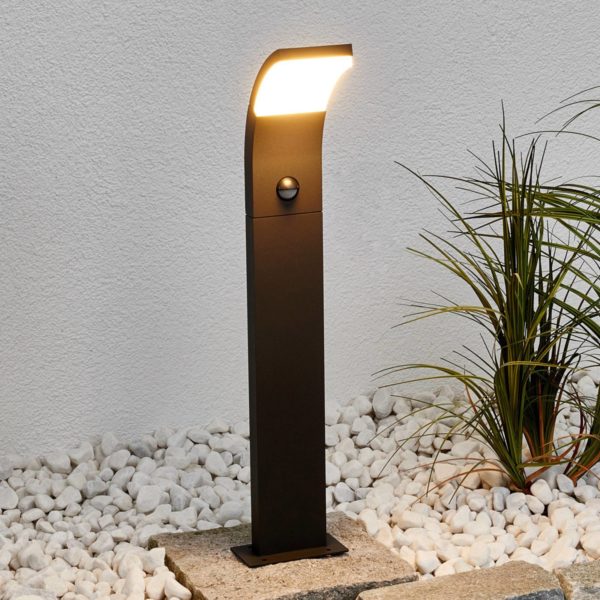 Lucande Timm – borne lumineuse LED avec capteur, 60 cm LUCANDE