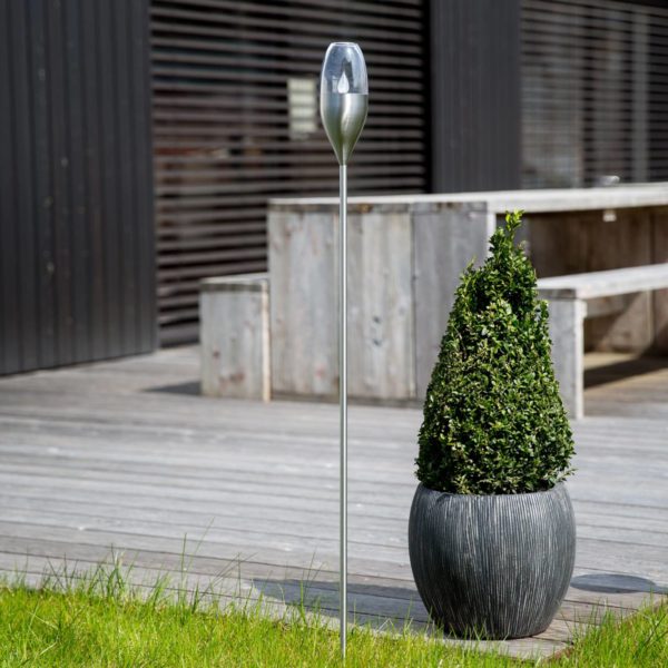 Lindby Lampe de jardin solaire pleine d’ambiance Jari LINDBY
