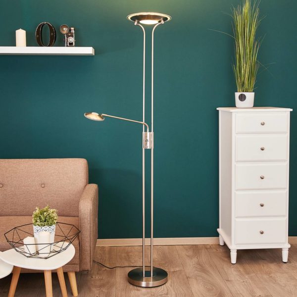 Lindby Lampadaire à éclairage indirect LED Aras en nickel LINDBY
