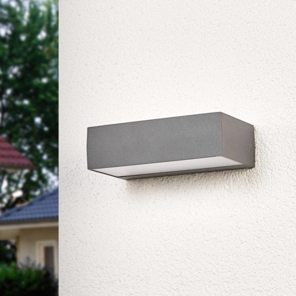 Lucande Lissi – applique d’extérieur LED de forme carrée LUCANDE