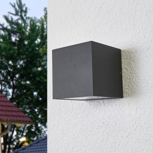 Lucande Merjem – applique d’extérieur LED en gris foncé LUCANDE